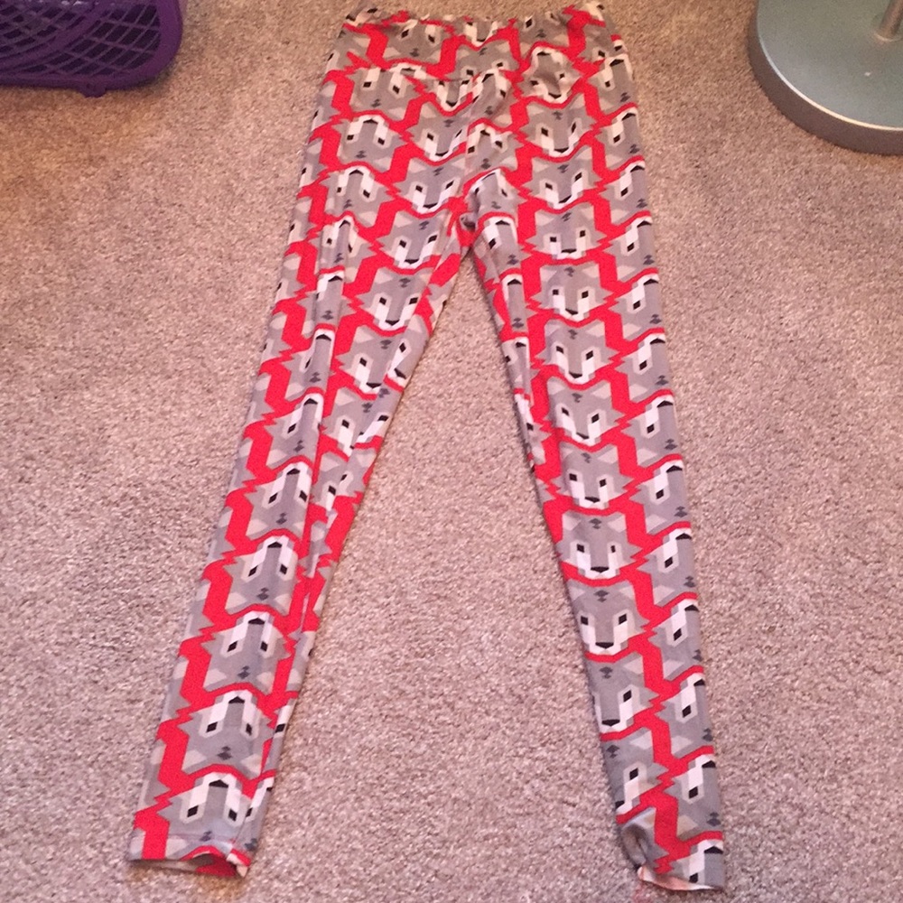 LuLaRoe geometric wolf leggings